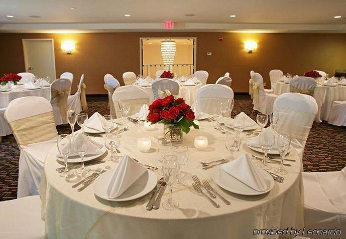 Courtyard Montvale Hotel Exterior photo